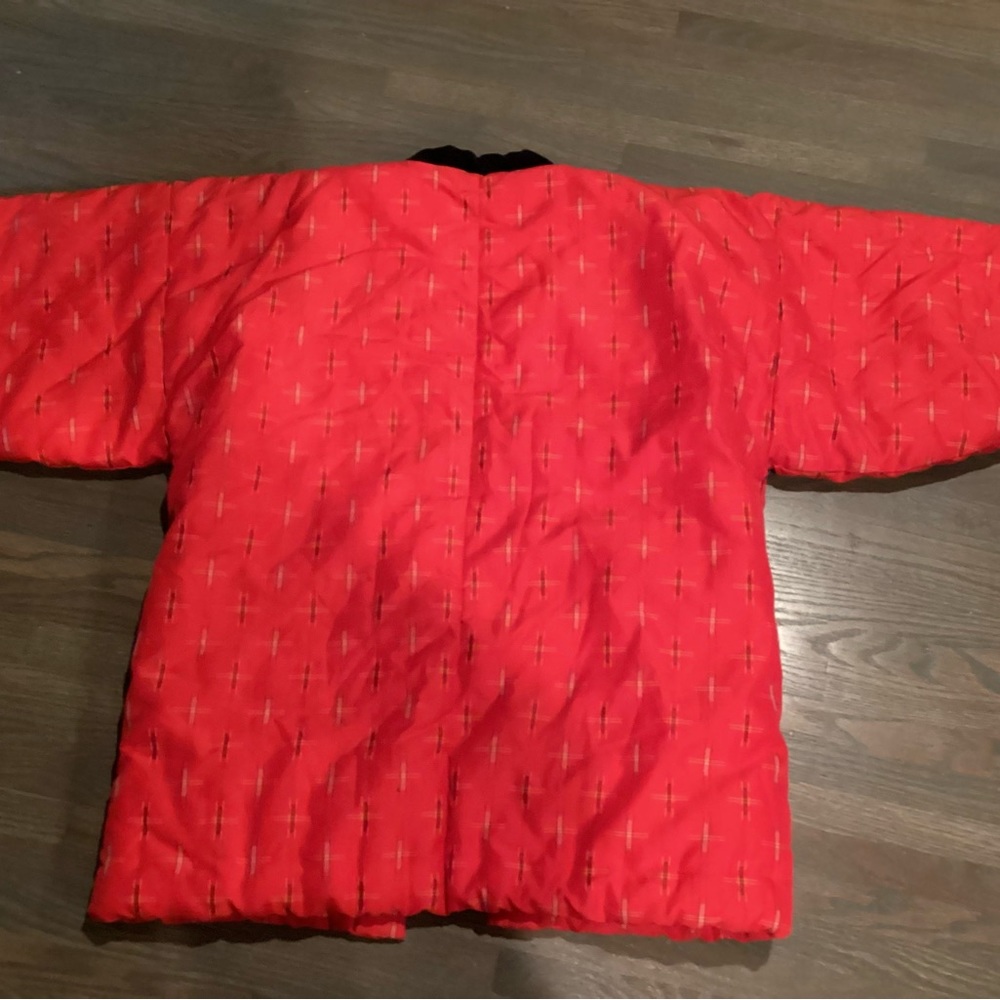 SOLD! Vintage Chinese Red Padded Jacket - Picture 3 of 5